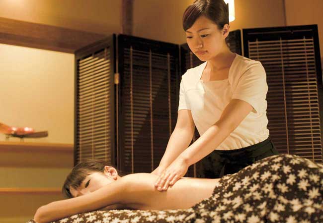 http://www.aqu-aca.com/staffblog/spa_m01-03.jpg